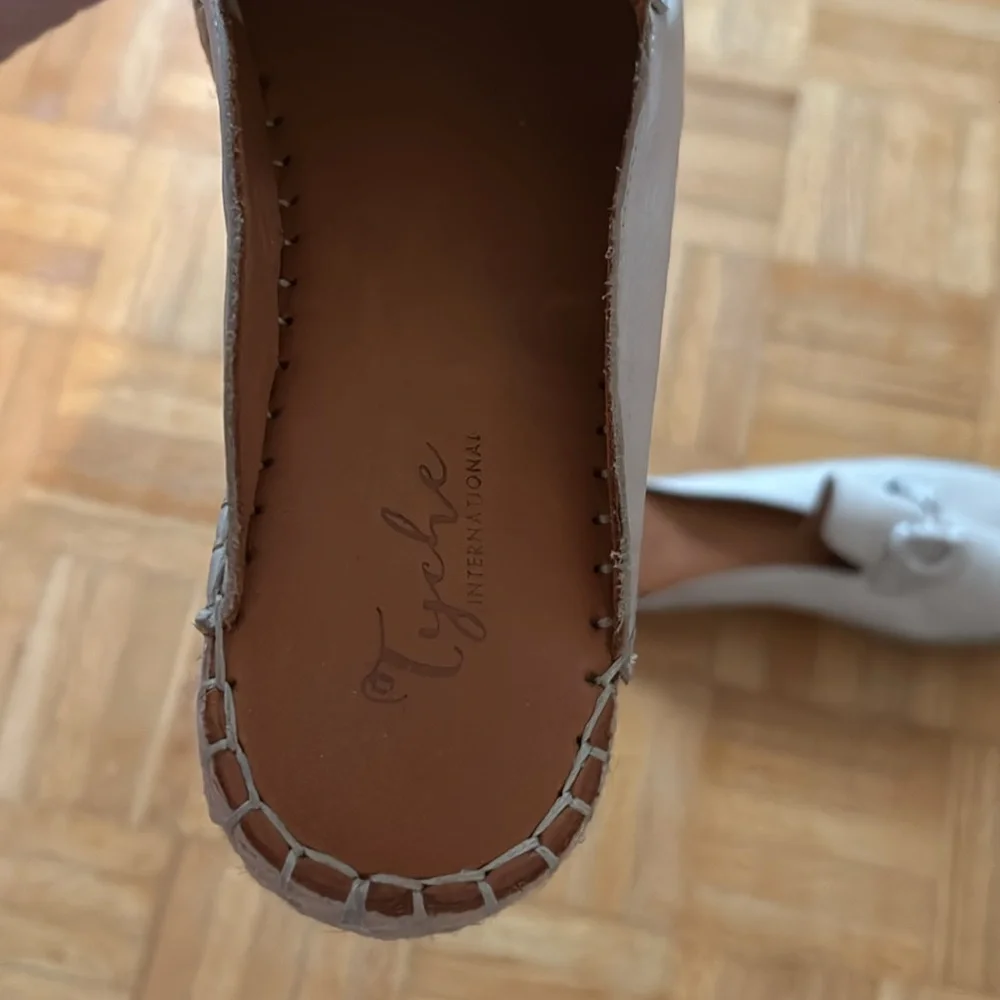 Tyche - Picture 8 of 12